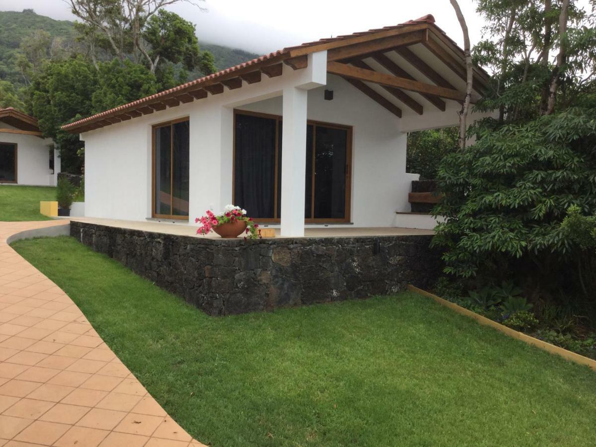 Villas Casteletes Urzelina Экстерьер фото