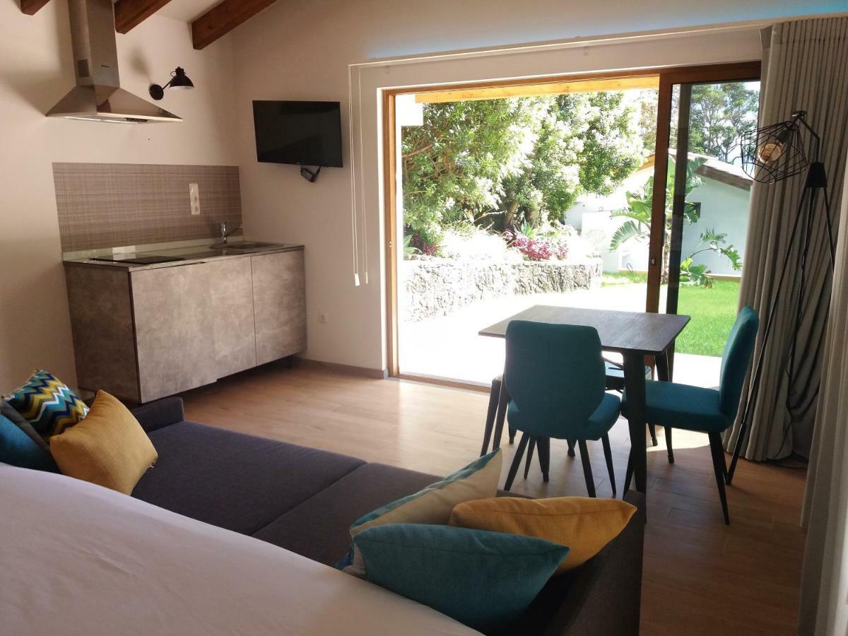 Villas Casteletes Urzelina Экстерьер фото